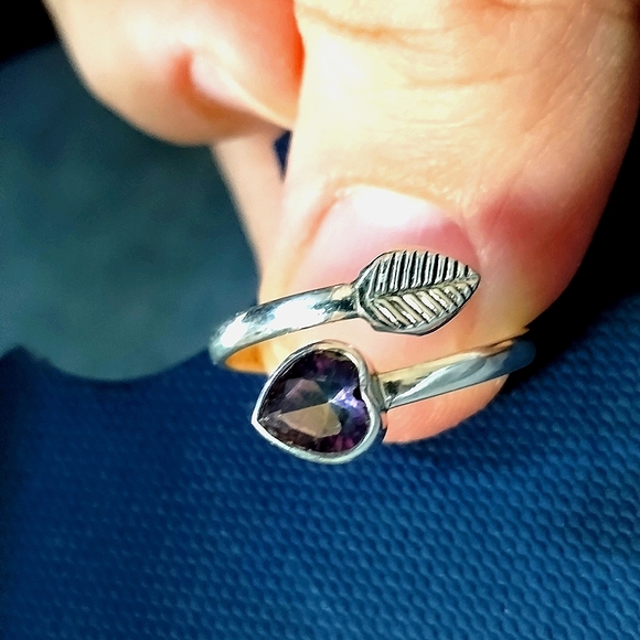 Sterling Silver 925 Mystic Topaz Purple and Blue stone heart and leaf design - Picture 1 of 7